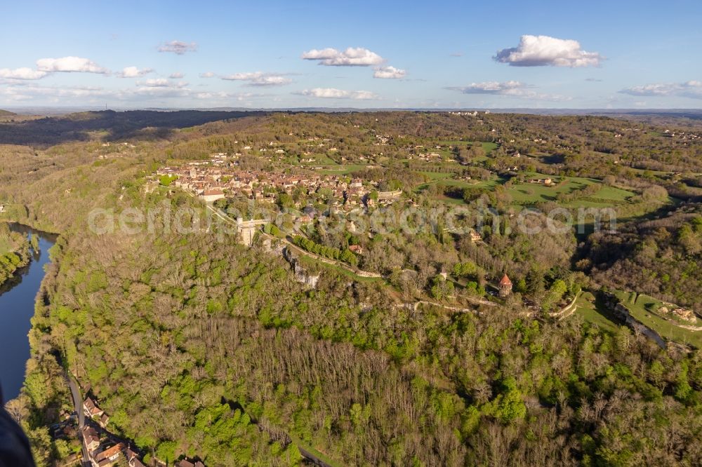 Aerial image Domme - Town over the banks of the river Dordogne in Domme in Nouvelle-Aquitaine, France