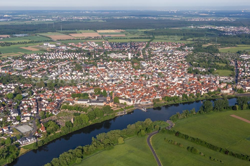Seligenstadt from above - Town on the banks of the river of the Main river in Seligenstadt in the state Hesse, Germany