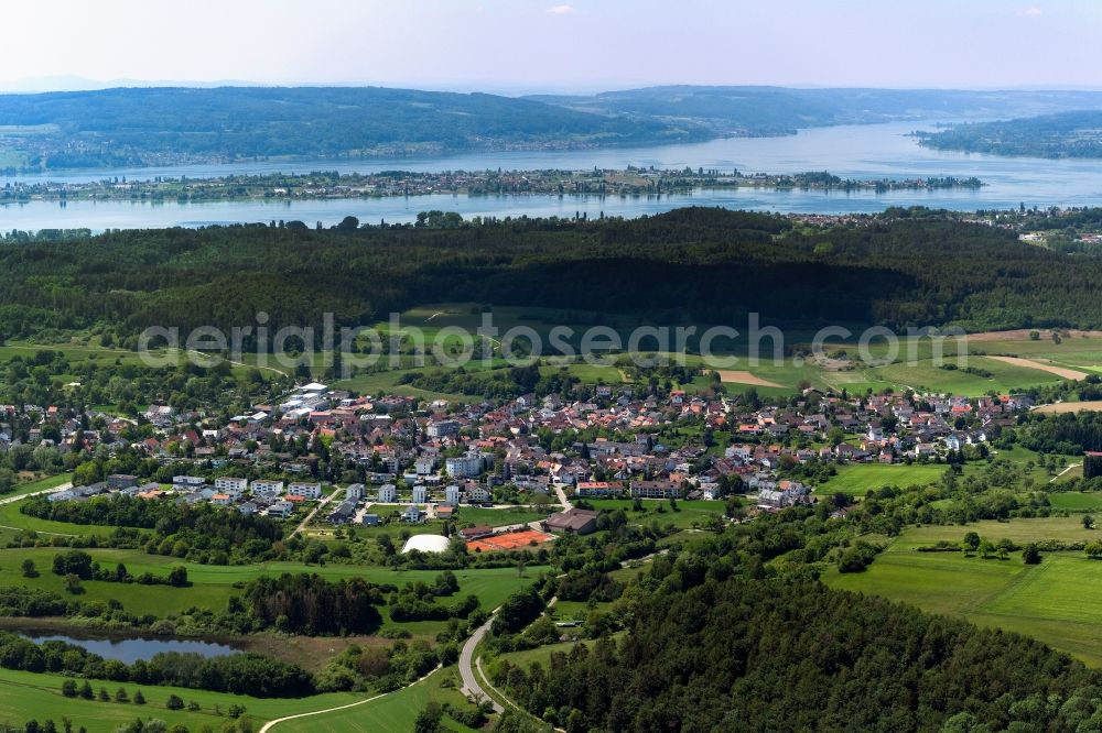 Allensbach from above - Village on the banks of the area lake bei Konstanz in Allensbach in the state Baden-Wuerttemberg, Germany