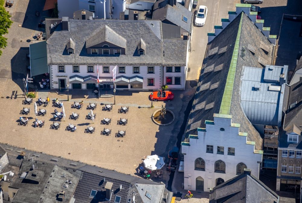 Attendorn from above - Town center at the old market on the Niederste Strasse in Attendorn in the state North Rhine-Westphalia, Germany