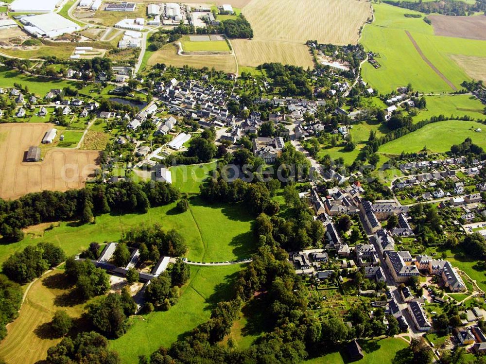 Aerial photograph Ebersdorf - 27.08.2005 Ebersdorf; Ortskern von Ebersdorf in Thüringen
