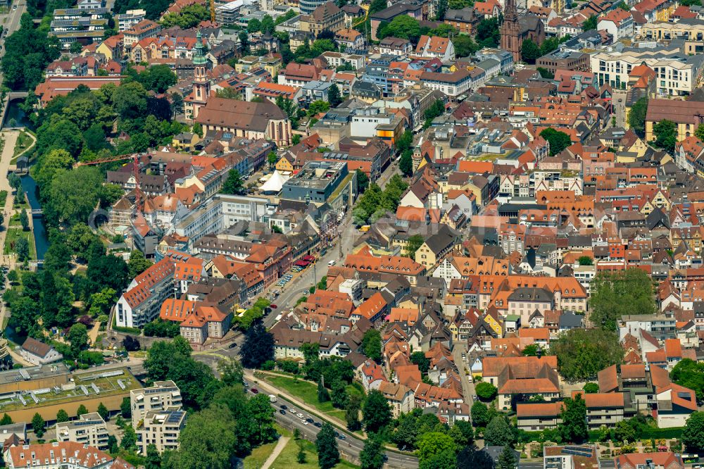Aerial image Offenburg - Center market on street Hauptstrasse in Offenburg in the state Baden-Wuerttemberg, Germany