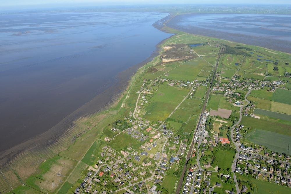 Morsum from above - Center on the seacoast of North Sea on Sylt Island in Morsum in the state Schleswig-Holstein