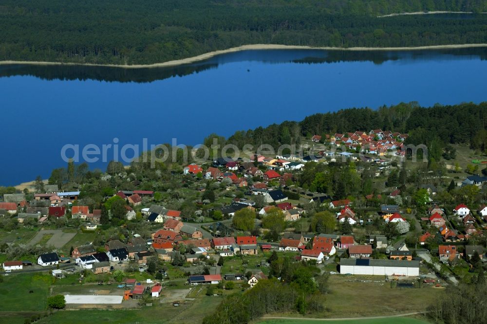 Aerial image Userin - Town center on the bank area Useriner See in Userin in the state Mecklenburg-Western Pomerania, Germany