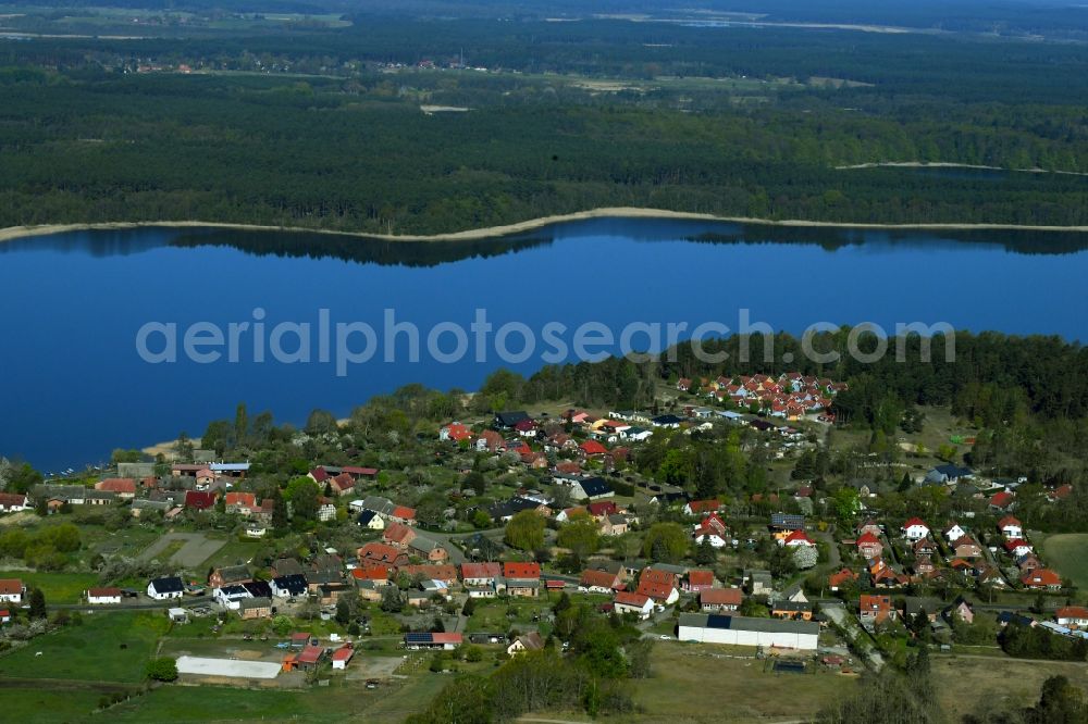 Aerial photograph Userin - Town center on the bank area Useriner See in Userin in the state Mecklenburg-Western Pomerania, Germany