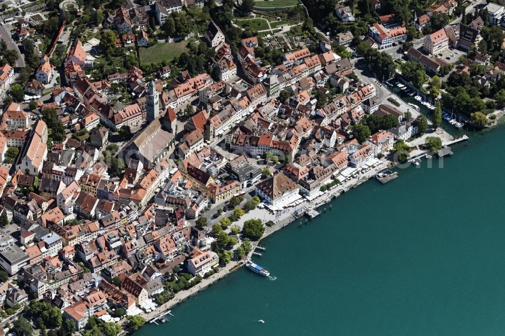Überlingen from the bird's eye view: Village on the banks of the area Lake Constance in Ueberlingen in the state Baden-Wuerttemberg, Germany