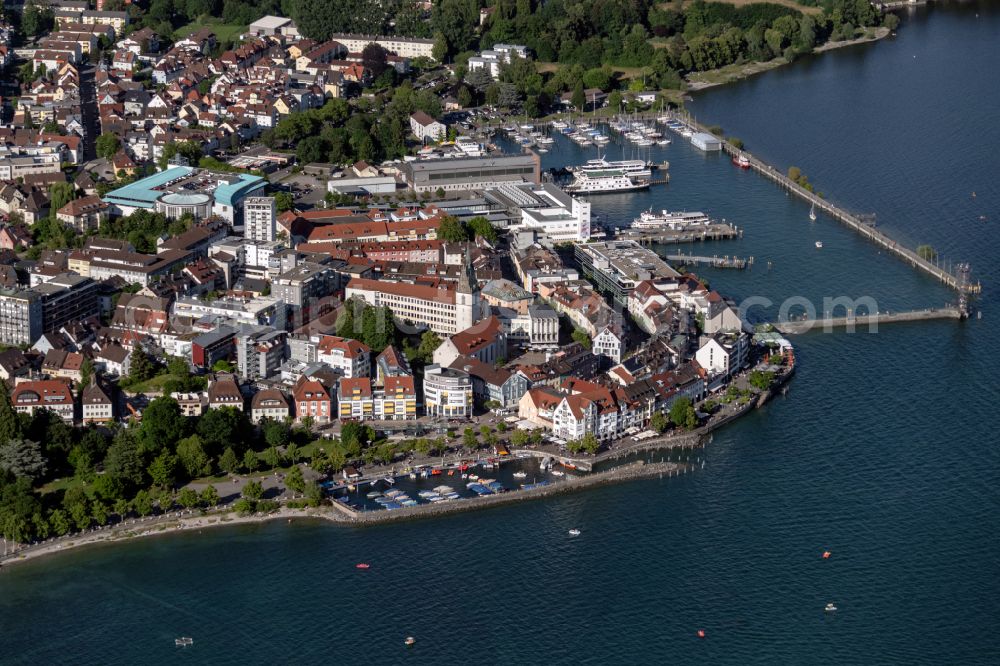 Aerial image Friedrichshafen - Town center of the promenade of Lake Constance in Friedrichshafen on Lake Constance in the state Baden-Wuerttemberg, Germany