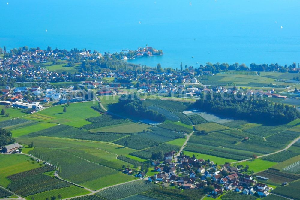 Aerial image Wasserburg (Bodensee) - Village on the banks of the area Lake Constance in Wasserburg (Bodensee) in the state Bavaria, Germany