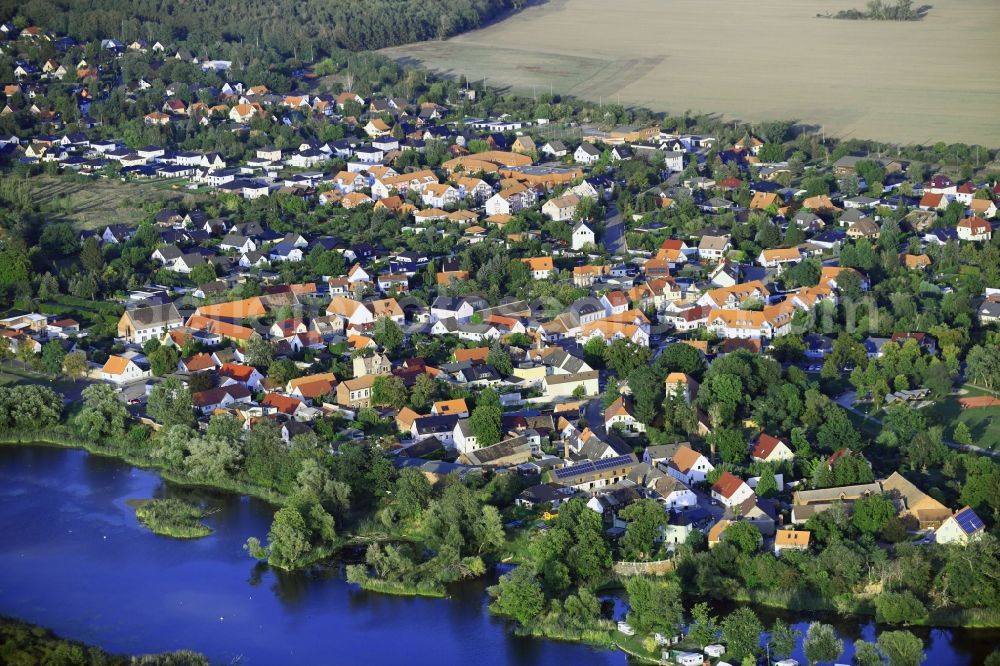 Biederitz from above - Village on the banks of the area of Ehle - Biederitzer See in Biederitz in the state Saxony-Anhalt, Germany
