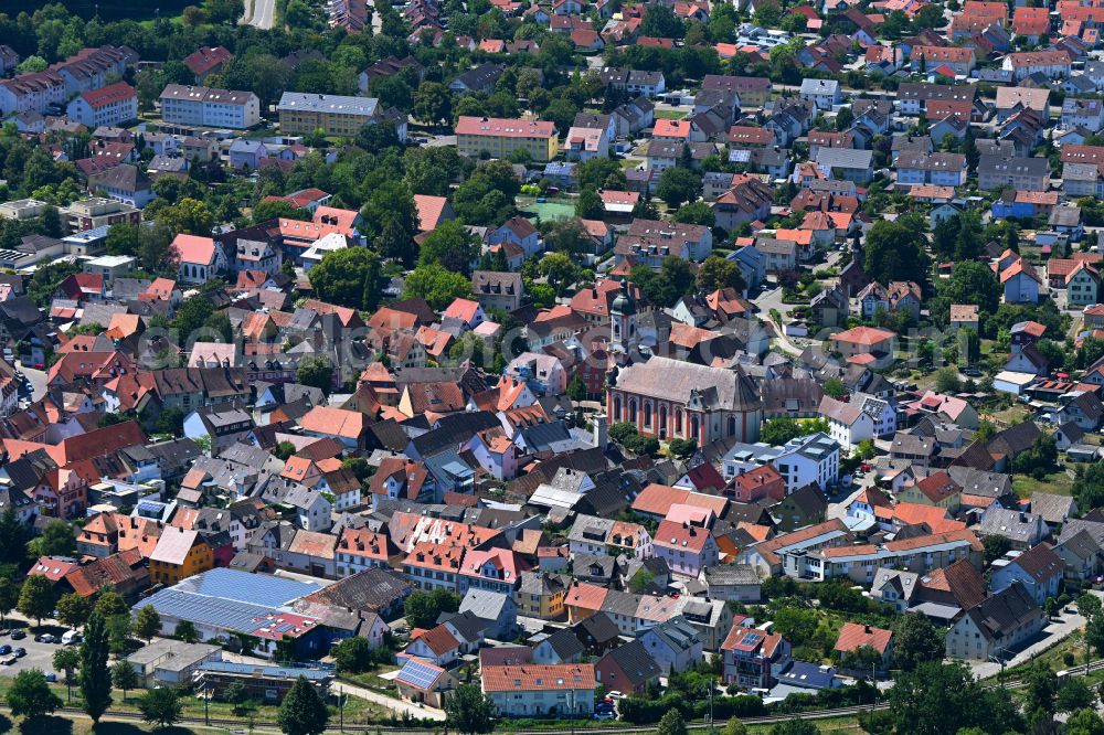 Aerial image Riegel am Kaiserstuhl - Village on the banks of the area Elz - river course in Riegel am Kaiserstuhl in the state Baden-Wuerttemberg, Germany