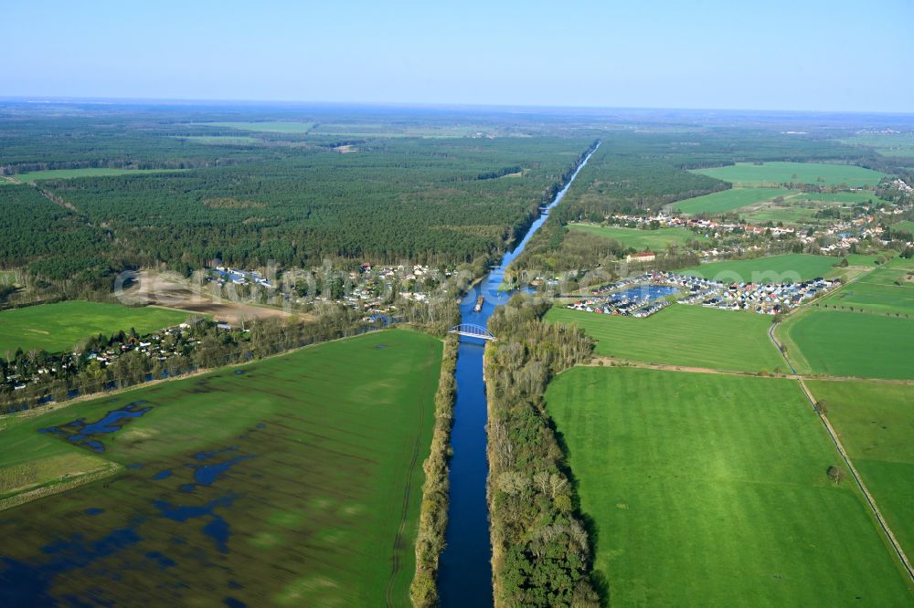 Wandlitz from above - Village on the banks of the area Finowkanal - river course in Zerpenschleuse in the state Brandenburg, Germany