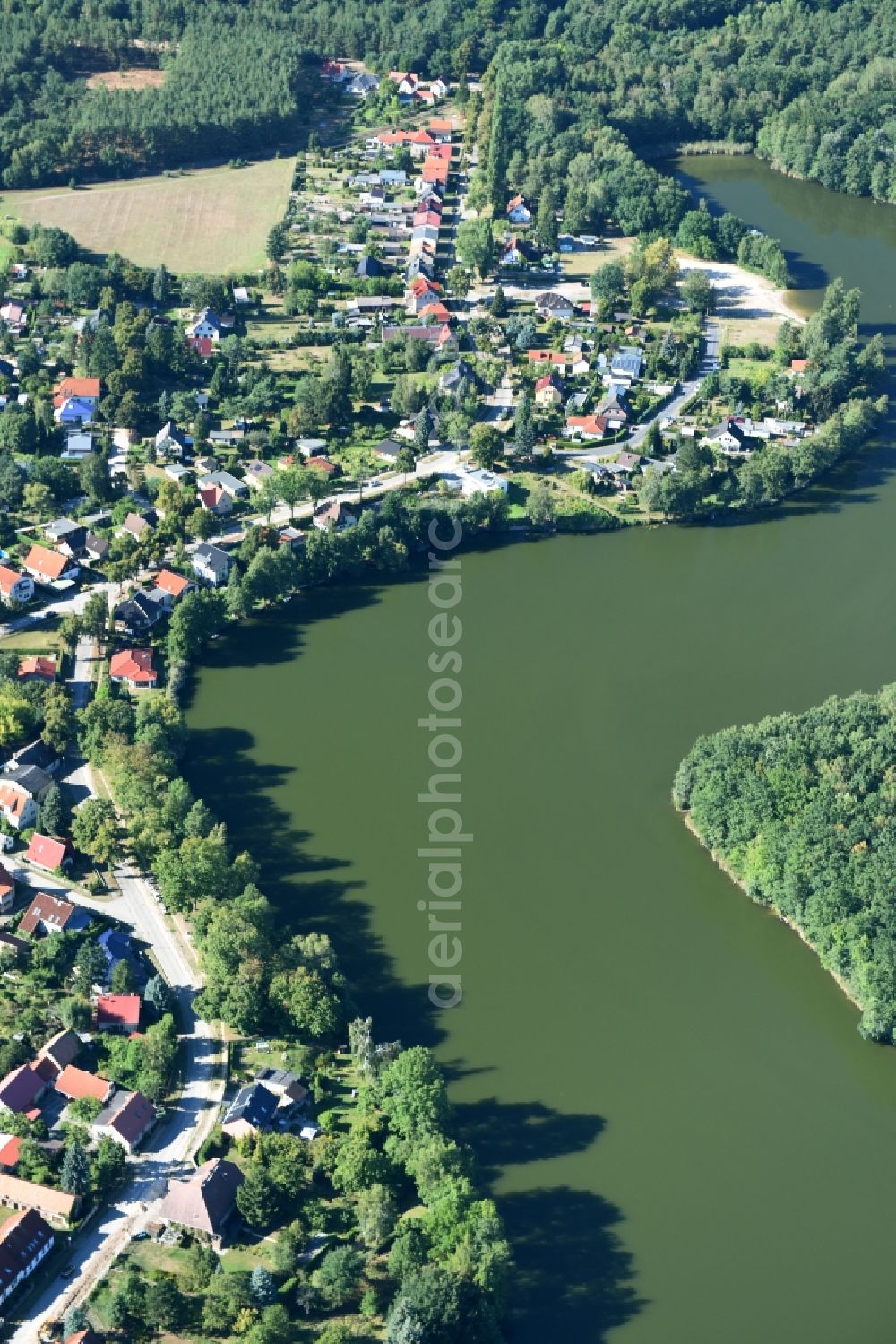 Aerial photograph Krummensee - Village on the banks of the area Krummer See in Krummensee in the state Brandenburg
