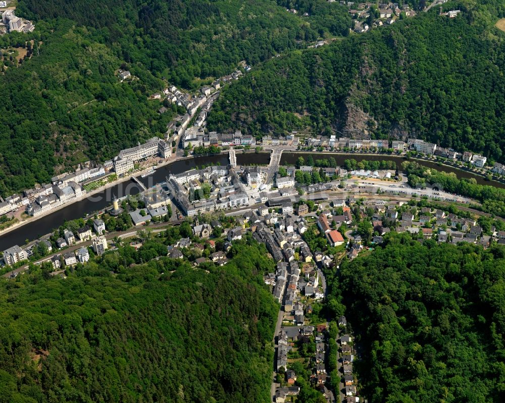 Aerial photograph Bad Ems - Village on the banks of the area Lahn - river course in Bad Ems in the state Rhineland-Palatinate
