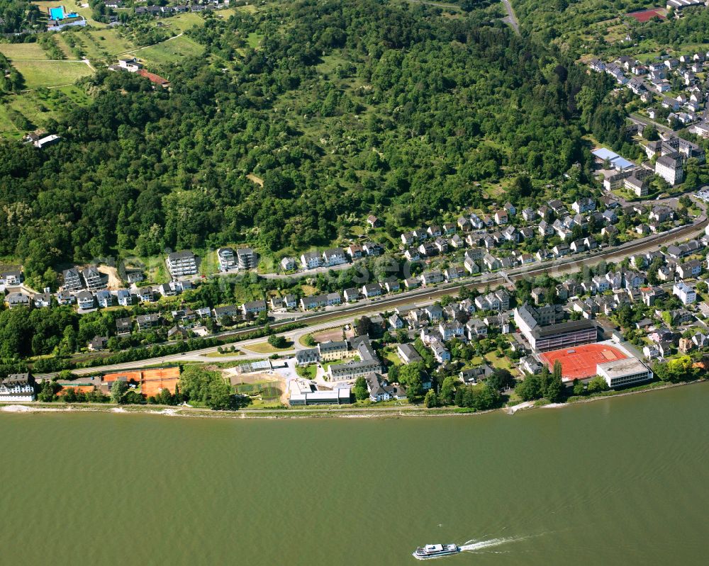 Aerial photograph Boppard - Village on the banks of the area Rhine - river course in Boppard in the state Rhineland-Palatinate, Germany