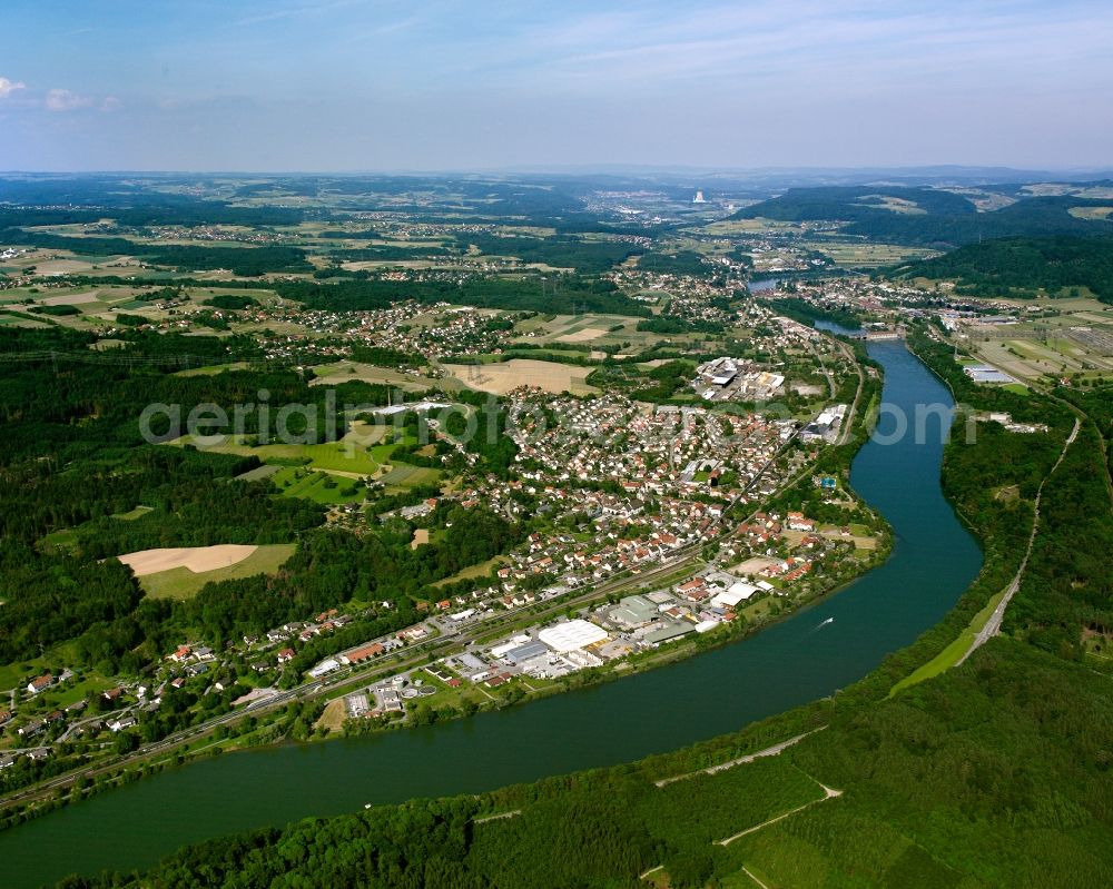 Murg from the bird's eye view: Village on the banks of the area Rhine - river course in Murg in the state Baden-Wuerttemberg, Germany