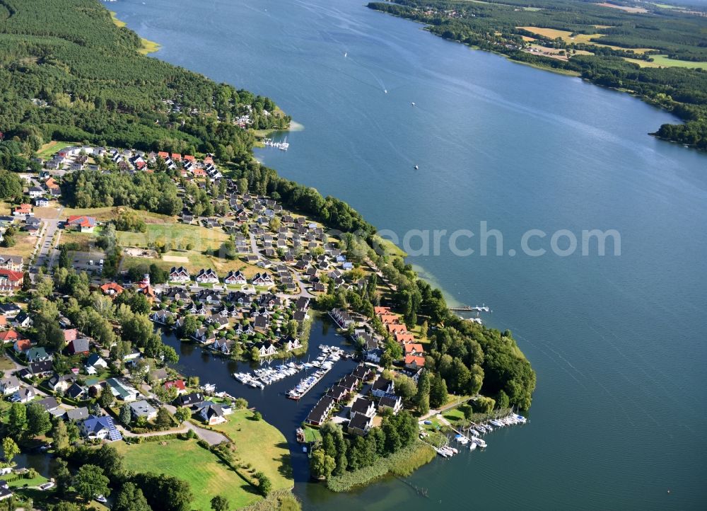 Aerial photograph Wendisch Rietz - Village on the banks of lake Scharmuetzelsee in Wendisch Rietz in the state Brandenburg