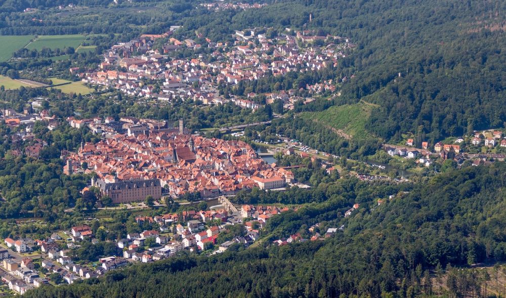 Aerial photograph Hann. Münden - Village on the banks of the area confluence of Werra and Fulda the Weser - river course in Hann. Muenden in the state Lower Saxony