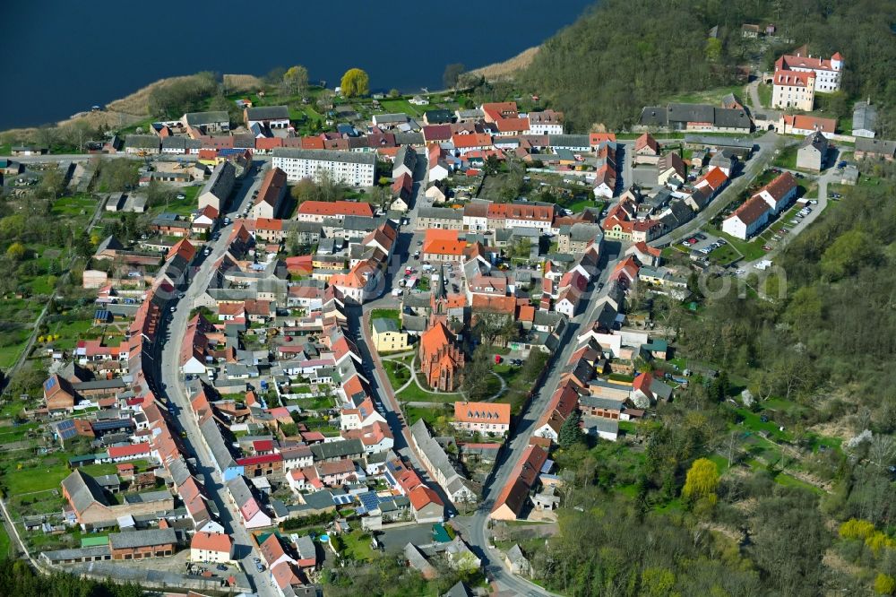 Aerial image Penkun - Village on the banks of the area lake of Schlosssee - Buergersee in Penkun in the state Mecklenburg - Western Pomerania, Germany