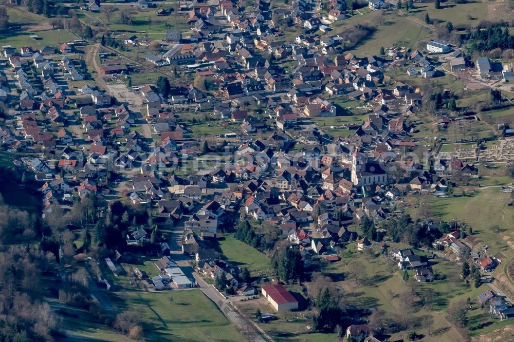 Ettenheim from the bird's eye view: The district Muenchweier in Ettenheim in the state Baden-Wuerttemberg, Germany