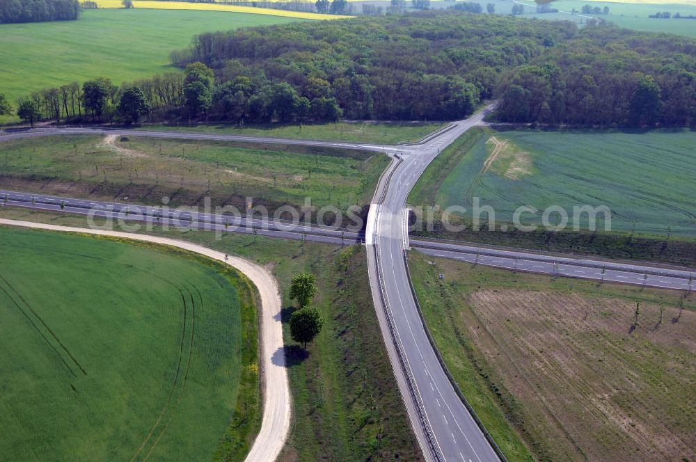 Aerial image SEELOW - Blick auf die Ortsumfahrung der Bundesstrasse B 1 westlich von Seelow. Landesbetrieb Straßenwesen Brandenburg (