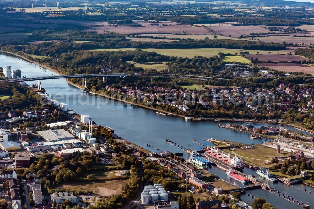 Aerial image Kiel - Eastern part of the North Sea Canal and locks in Kiel in the state Schleswig-Holstein, Germany