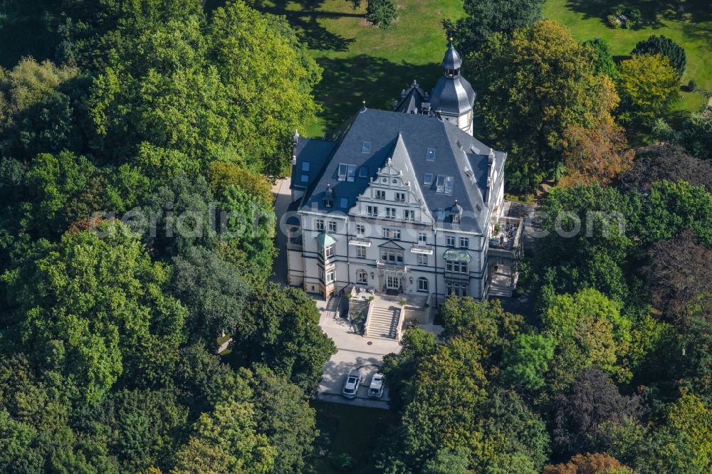 Leipzig from the bird's eye view: Palace Abtnaundorf in the district Abtnaundorf in Leipzig in the state Saxony, Germany