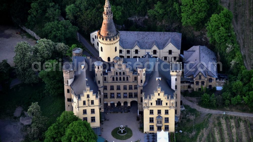 Aerial photograph Bad Hönningen - Palace Ahrenfels in the district Ariendorf in Bad Hoenningen in the state Rhineland-Palatinate, Germany