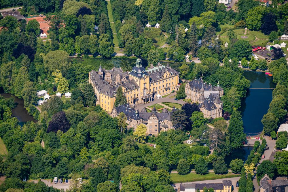 Bückeburg from the bird's eye view: Palace in Bueckeburg in the state Lower Saxony, Germany
