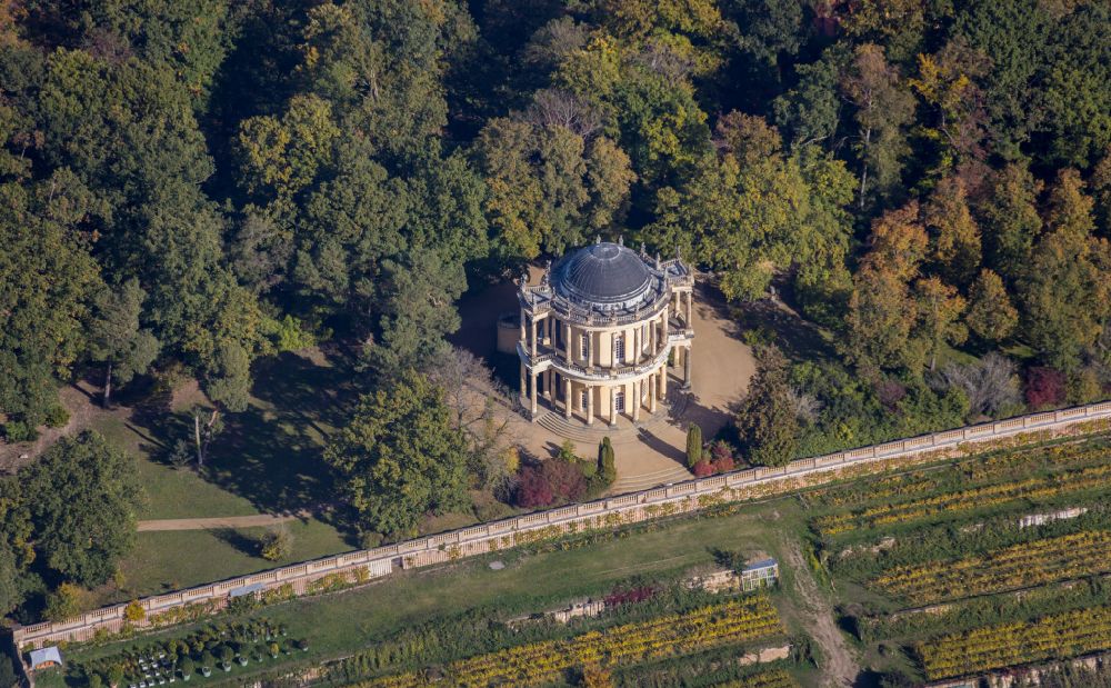 Aerial photograph Potsdam - Palace Belvedere on Klausberg parc Orangerie in Potsdam in the state Brandenburg