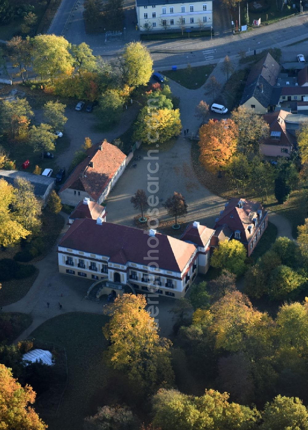 Aerial photograph Caputh - Palace Caputh on Strasse der Einheit in Caputh in the state Brandenburg