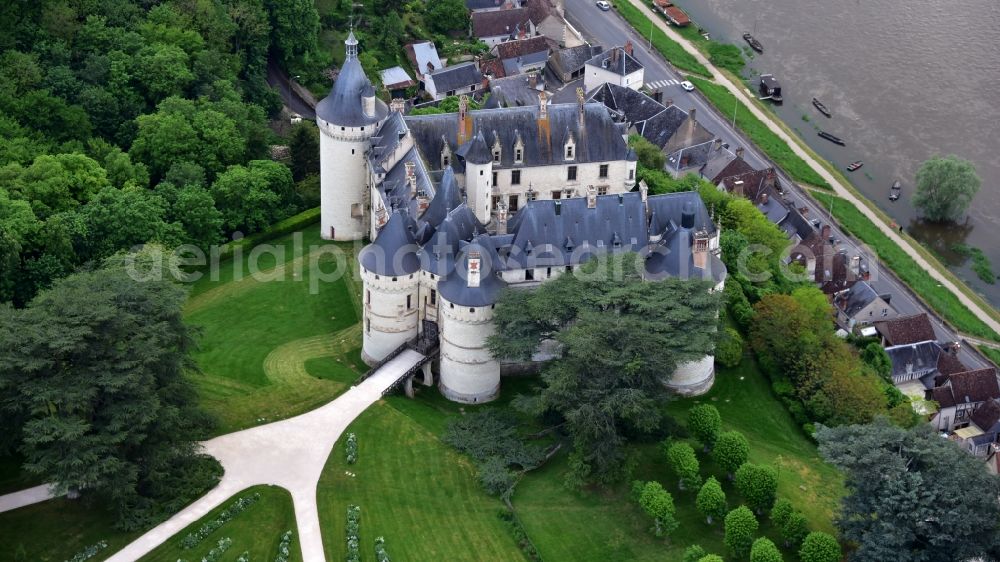 Chaumont-sur-Loire from the bird's eye view: Palace in Chaumont-sur-Loire in Centre-Val de Loire, France