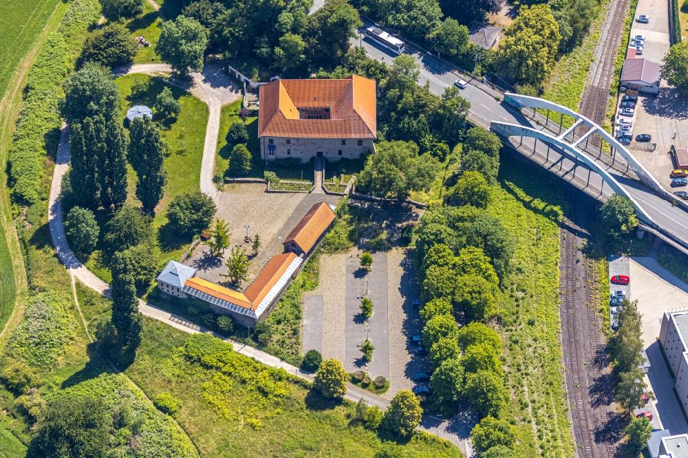 Aerial photograph Witten - Palace Haus Herbede on Von-Elverfeldt-Allee in the district Herbede in Witten in the state North Rhine-Westphalia, Germany