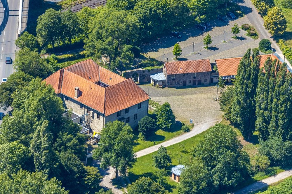 Aerial image Witten - Palace Haus Herbede on Von-Elverfeldt-Allee in the district Herbede in Witten in the state North Rhine-Westphalia, Germany