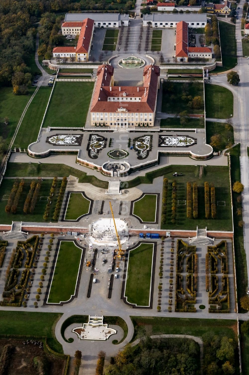 Aerial photograph Schloßhof - Palace of Schloss Schoenbrunn Kultur- and Betriebsges.m.b.H. in Schlosshof in Lower Austria, Austria