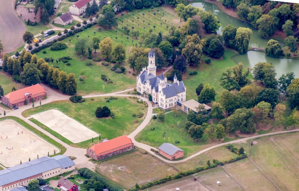 Kruckow from the bird's eye view: Palace Kartlow in Kruckow in the state Mecklenburg - Western Pomerania, Germany