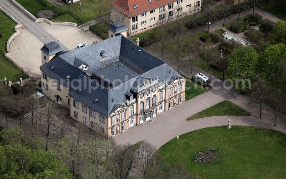 Molsdorf from the bird's eye view: Palace on place Schlossplatz in Molsdorf in the state Thuringia, Germany