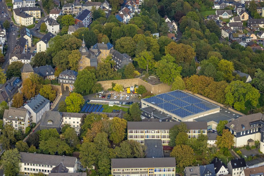 Siegen from the bird's eye view: Palace Oberes Schloss on Burgstrasse in Siegen in the state North Rhine-Westphalia, Germany