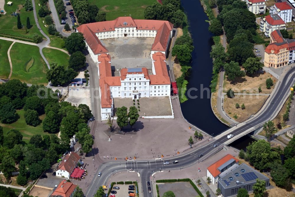 Oranienburg from the bird's eye view: Palace Oranienburg in Oranienburg in the state Brandenburg, Germany