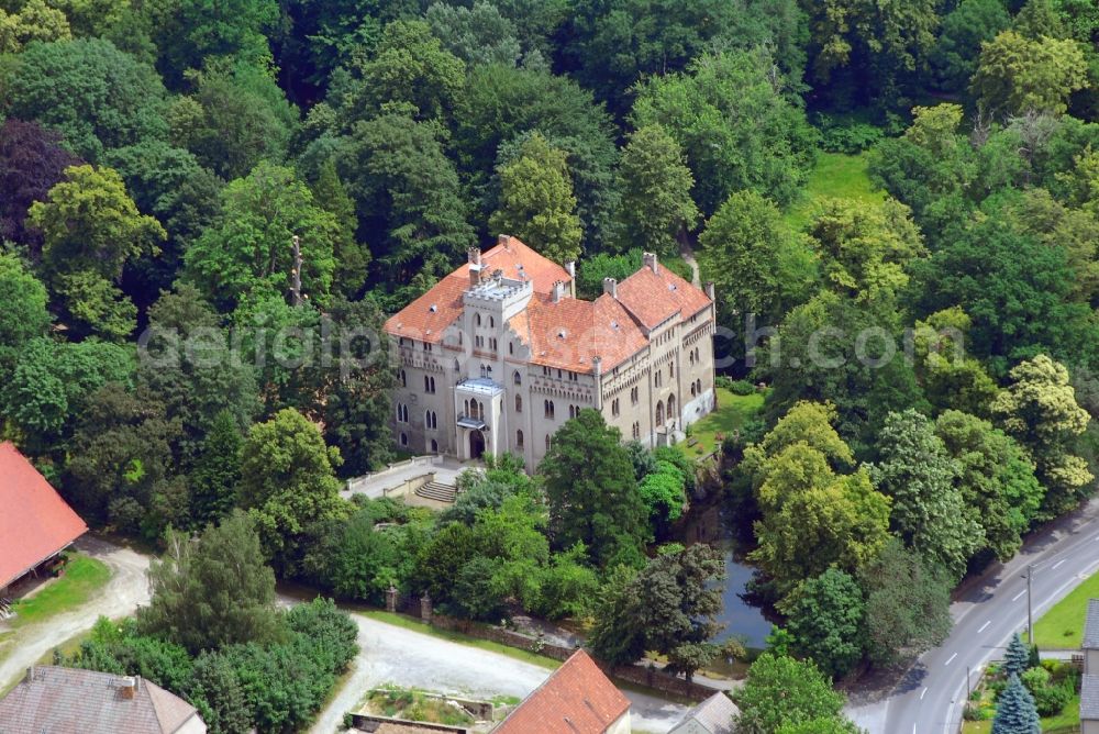 Aerial photograph Wachau - Palace in Seifersdorf in the state Saxony, Germany