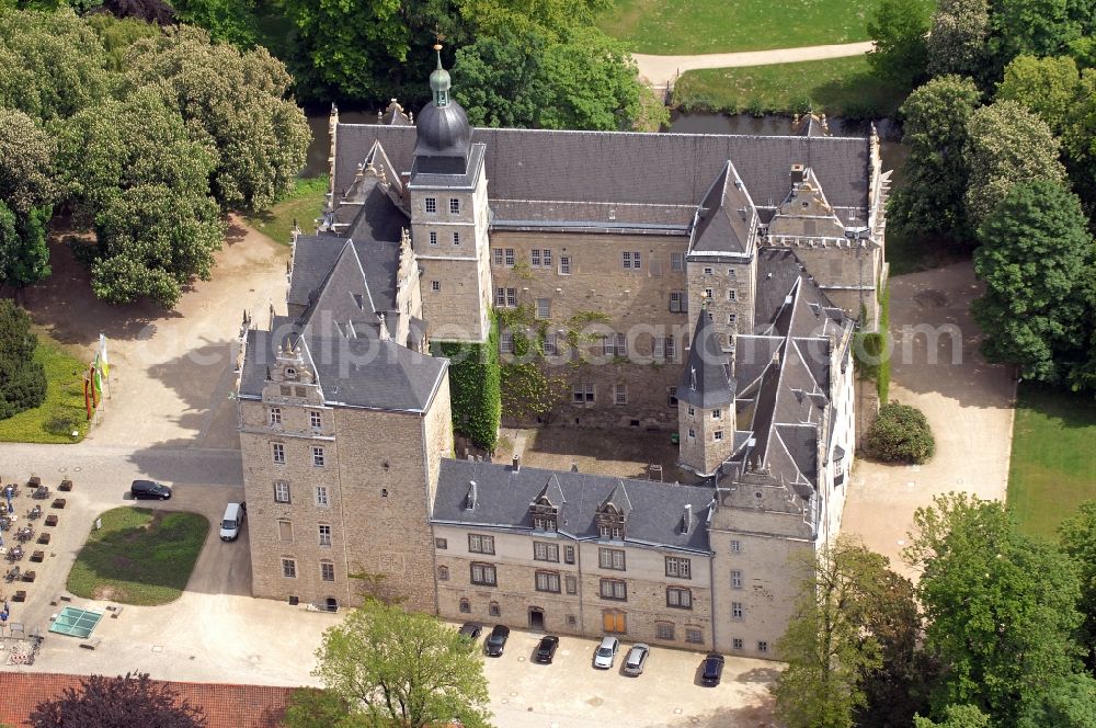Wolfsburg from the bird's eye view: Palace in the district Alt-Wolfsburg in Wolfsburg in the state Lower Saxony, Germany
