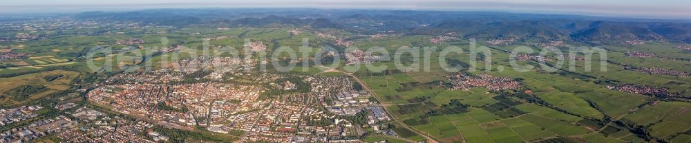 Aerial photograph Landau in der Pfalz - Panoramic perspective City area with outside districts and inner city area in Landau in der Pfalz in the state Rhineland-Palatinate, Germany