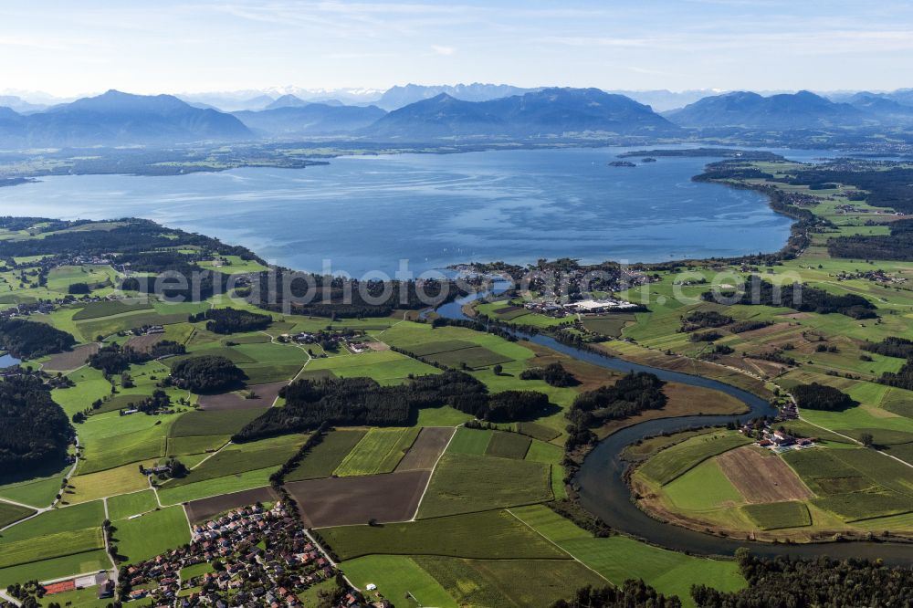 Seeon-Seebruck from the bird's eye view: Riparian areas on the lake area of Chiemsee in Seeon-Seebruck in the state Bavaria, Germany