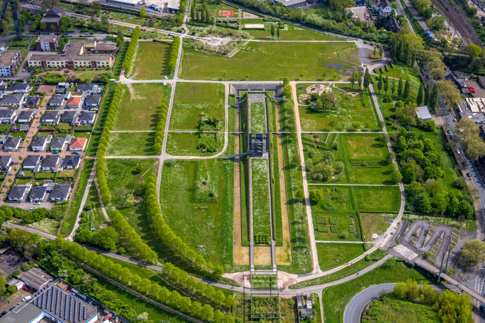 Aerial photograph Oberhausen - Park OLGA-Park on the site of the former coal mine Osterfeld in Oberhausen in the state of North Rhine-Westphalia, Germany