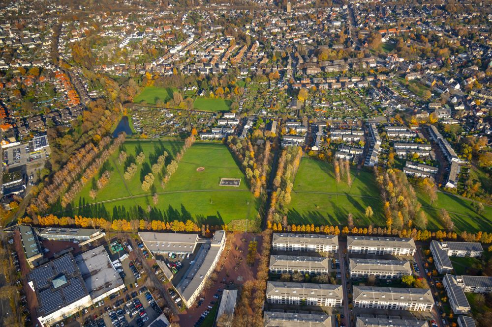 Aerial photograph Bottrop - Park of Prosperpark in the district Stadtmitte in Bottrop in the state North Rhine-Westphalia, Germany