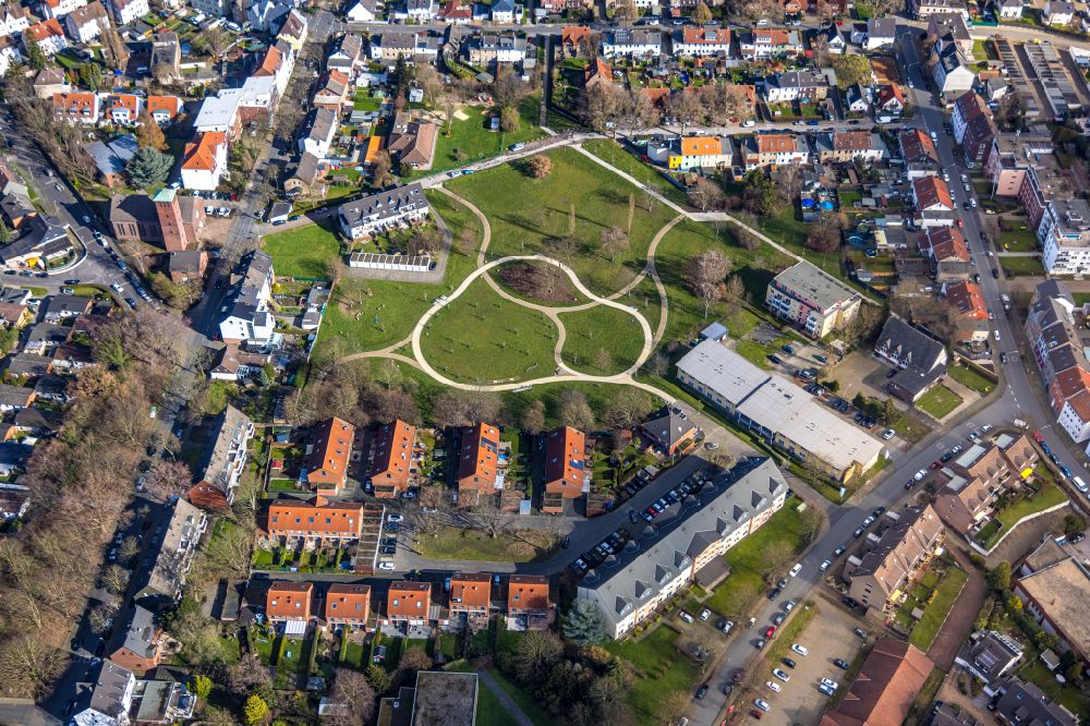 Aerial image Herne - Park of Quartierpark Klosterstrasse in the district Wanne-Eickel in Herne at Ruhrgebiet in the state North Rhine-Westphalia, Germany