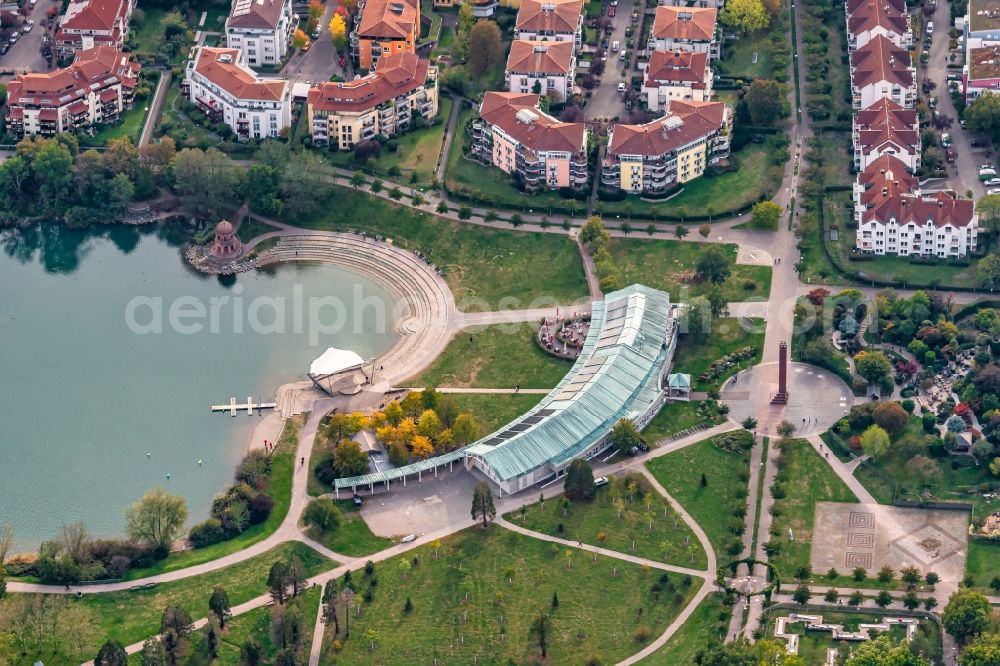 Aerial image Freiburg im Breisgau - Seepark with lake Flueckigersee on the area of the former State Garden Show in the district Betzenhausen in Freiburg im Breisgau in the state Baden-Wurttemberg, Germany
