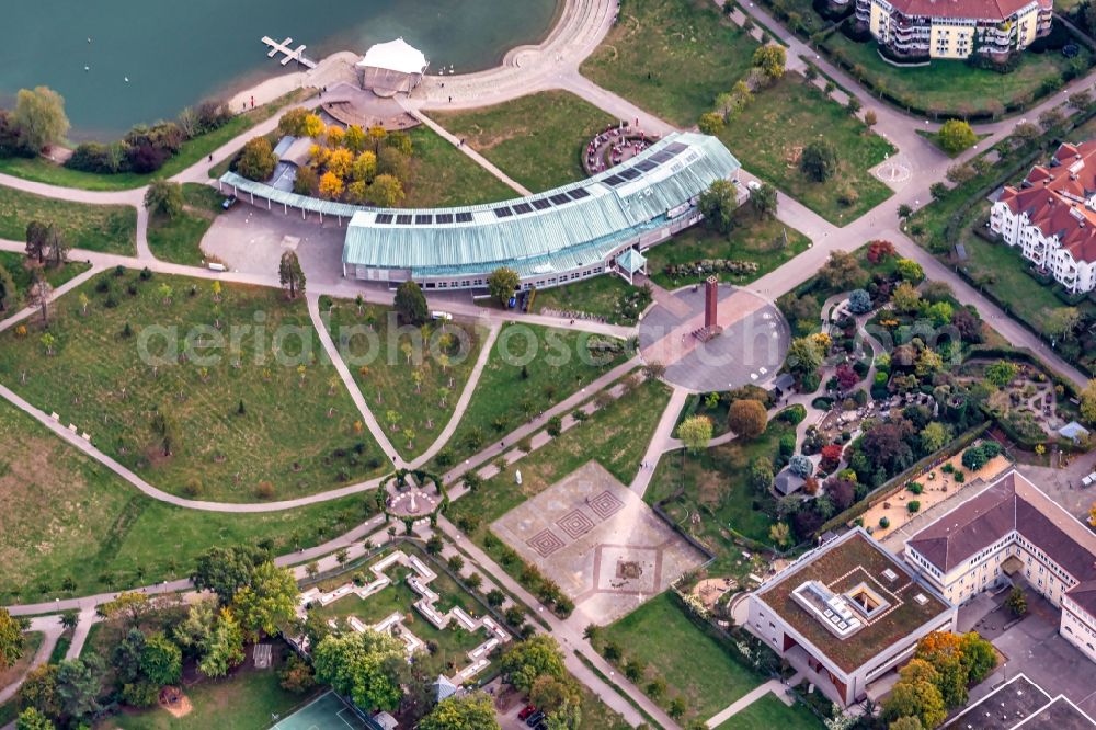 Aerial photograph Freiburg im Breisgau - Seepark with lake Flueckigersee on the area of the former State Garden Show in the district Betzenhausen in Freiburg im Breisgau in the state Baden-Wurttemberg, Germany