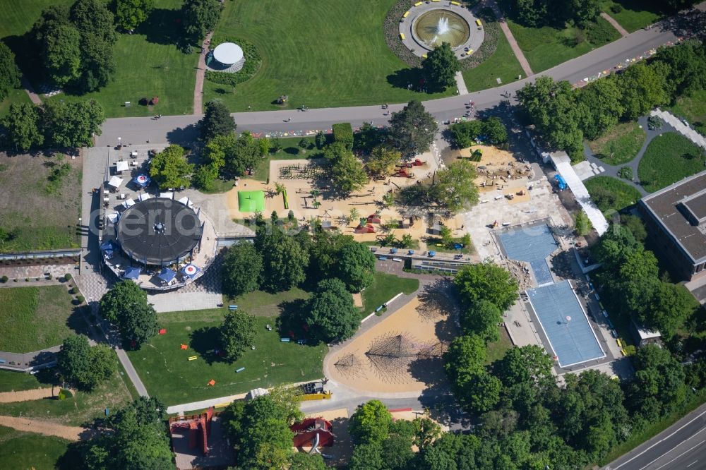 Aerial image Erfurt - Park with playground with sandy areas Spiel- and Erlebniswelt GaertnerReich in egapark in Erfurt in the state Thuringia, Germany