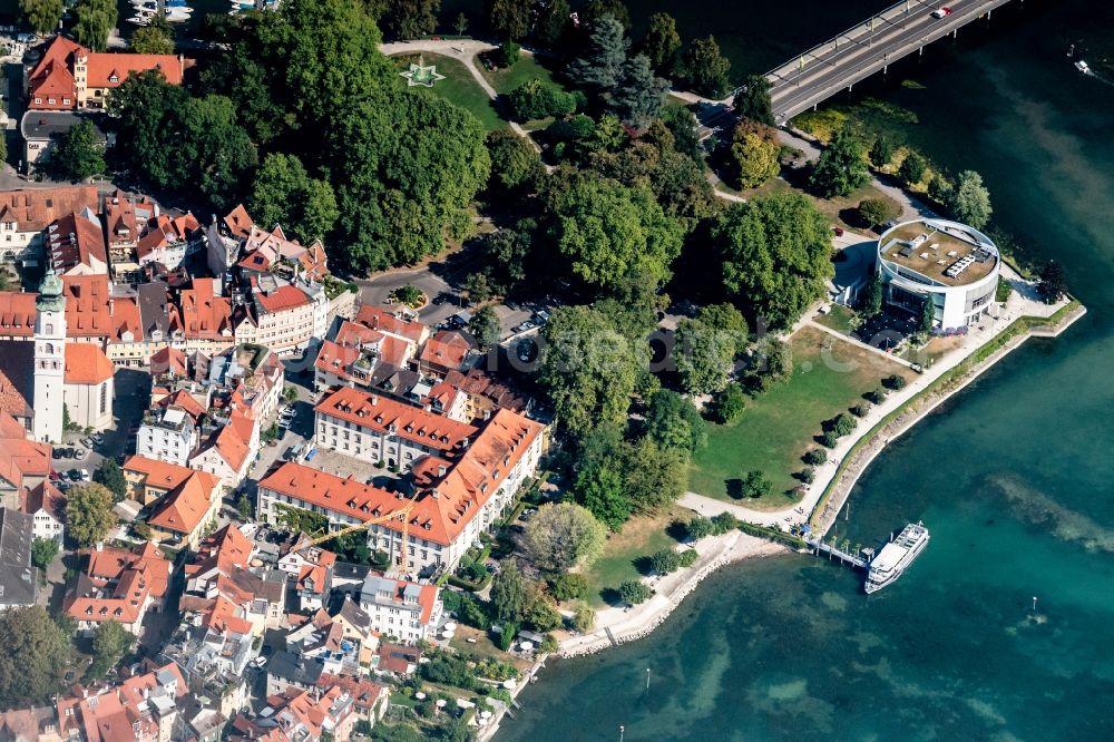 Lindau (Bodensee) from the bird's eye view: Park of Stadtgarten in Lindau (Bodensee) in the state Bavaria, Germany