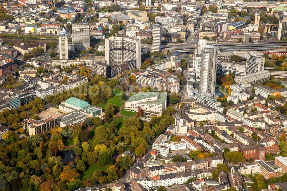Aerial photograph Essen - Park of Stadtgarten in the district Suedviertel in Essen in the state North Rhine-Westphalia, Germany